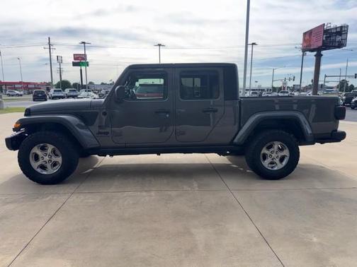 Gray 2021 Jeep Gladiator Sport