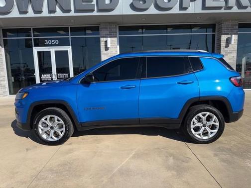 2025 Jeep Compass Latitude