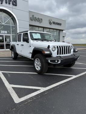 2023 Jeep Gladiator Sport