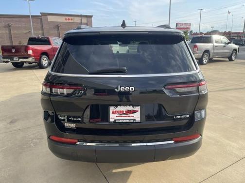 2022 Jeep Grand Cherokee L Laredo