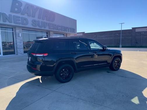 2024 Jeep Grand Cherokee L Laredo