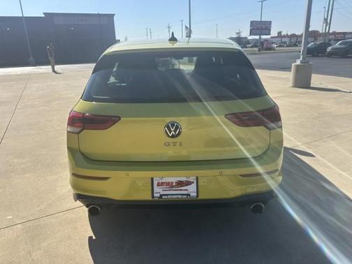 2022 Volkswagen Golf GTI 2.0T Autobahn