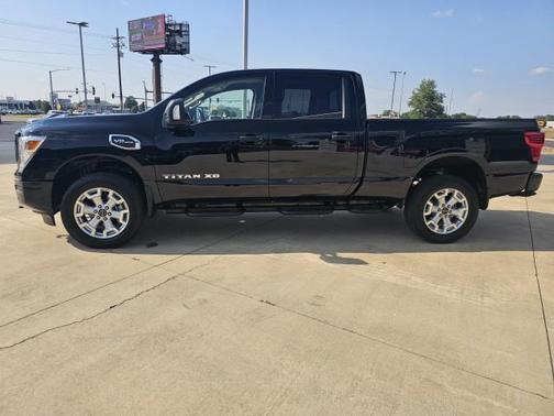 2024 Nissan Titan XD SV