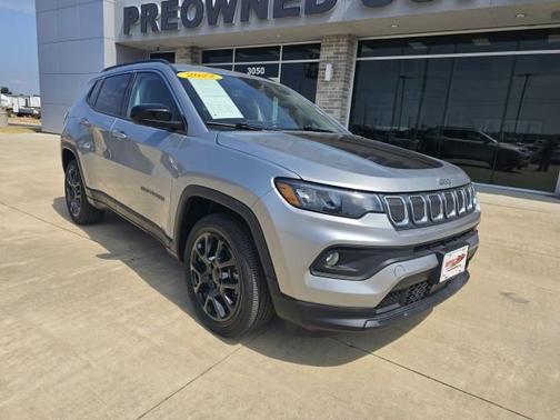 2022 Jeep Compass Latitude Lux