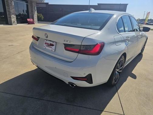 2020 BMW 330 i