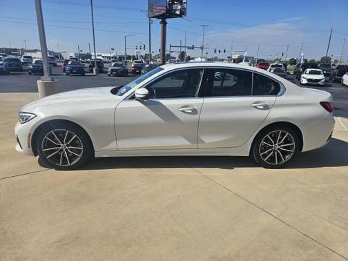 2020 BMW 330 i