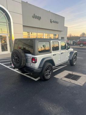 2024 Jeep Wrangler Sport