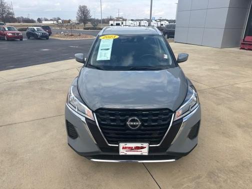 2023 Nissan Kicks SV