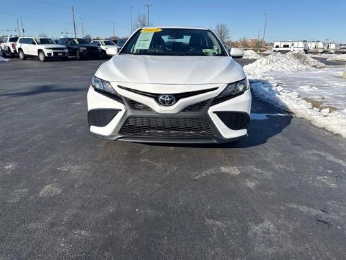 2021 Toyota Camry SE