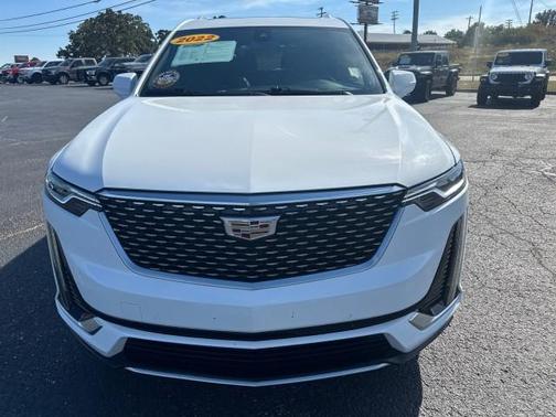 2022 Cadillac XT6 Premium Luxury FWD