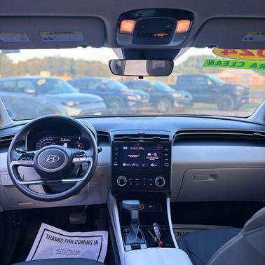 2024 Hyundai TUCSON SE