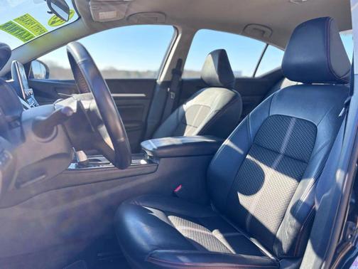 2025 Nissan Altima SR FWD