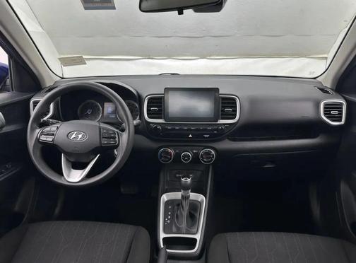 2021 Hyundai VENUE SE