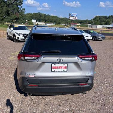 2020 Toyota RAV4 XLE