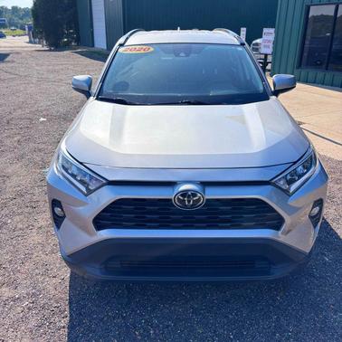 2020 Toyota RAV4 XLE