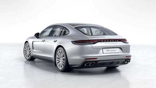 2023 Porsche Panamera 