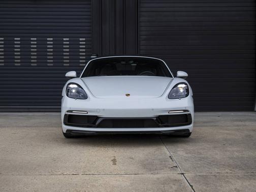 2025 Porsche 718 Boxster 