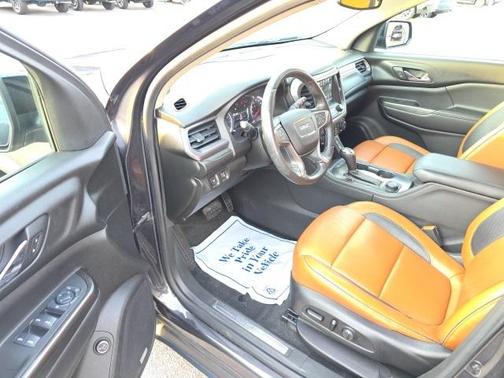 2017 GMC Acadia SLT-1