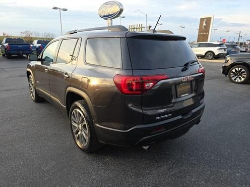 2017 GMC Acadia SLT-1