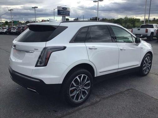 Crystal White Tri-Coat 2022 Cadillac XT5 Sport