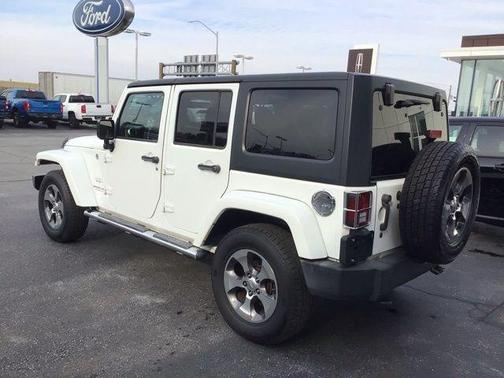 2017 Jeep Wrangler Unlimited Sahara