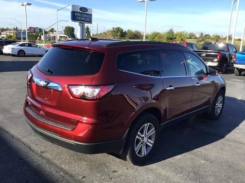 2017 Chevrolet Traverse 2LT