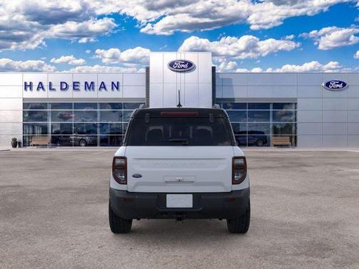 Space White Metallic 2026 Ford Bronco Sport Badlands