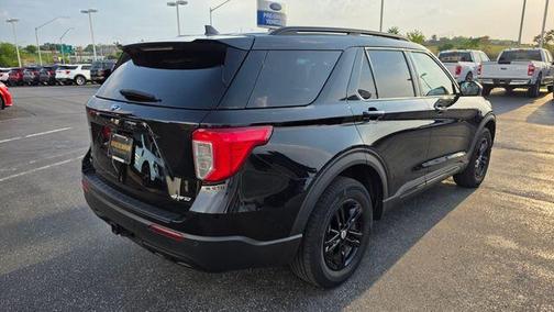 Agate Black Metallic 2024 Ford Explorer XLT