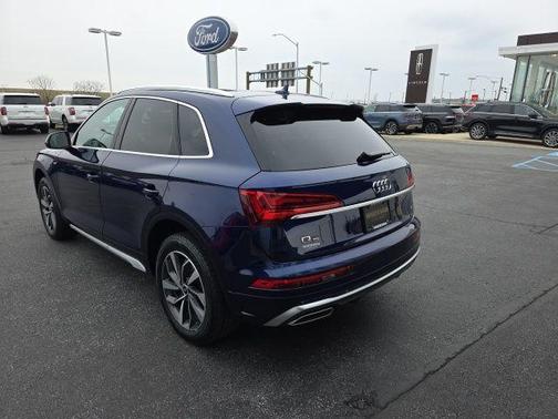 2024 Audi Q5 45 S line quattro Premium