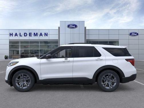 Star White 2026 Ford Explorer Active