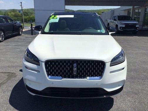 Pristine White 2022 Lincoln Corsair Grand Touring