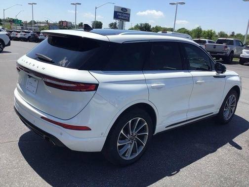 Pristine White 2022 Lincoln Corsair Grand Touring