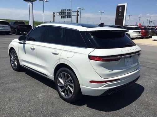 Pristine White 2022 Lincoln Corsair Grand Touring