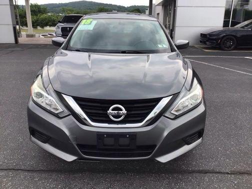 Gun Metallic 2018 Nissan Altima 2.5 S
