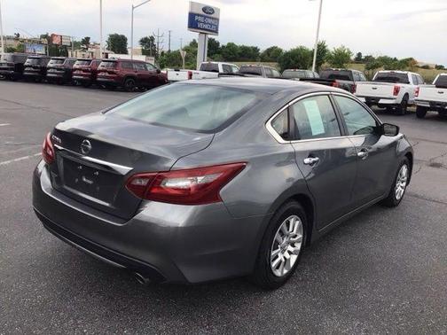 Gun Metallic 2018 Nissan Altima 2.5 S