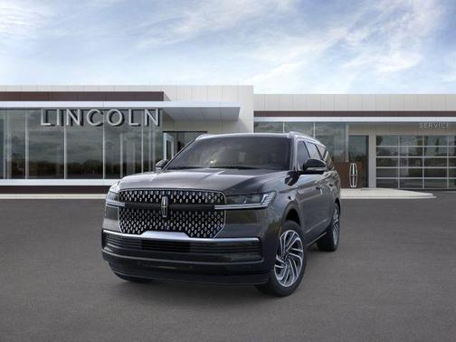 Infinite Black Metallic 2026 Lincoln Navigator Reserve