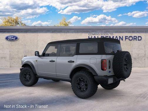 Avalanche Gray 2026 Ford Bronco Badlands