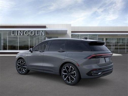 2025 Lincoln Nautilus Reserve