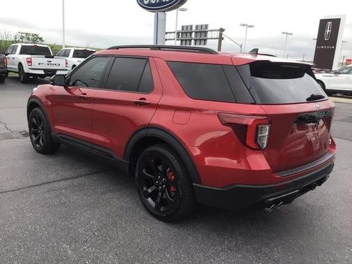 2022 Ford Explorer ST