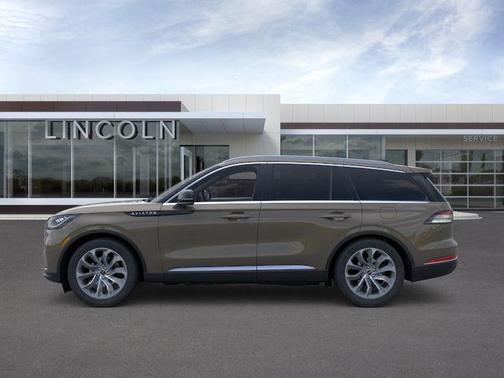 Harbor Gray 2026 Lincoln Aviator Premiere