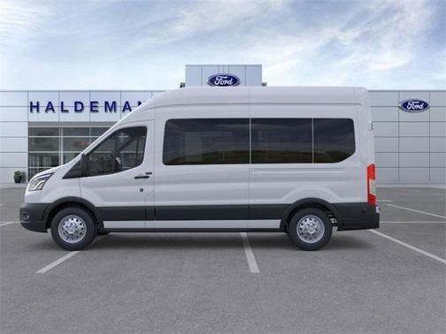 2025 Ford Transit-350 XL
