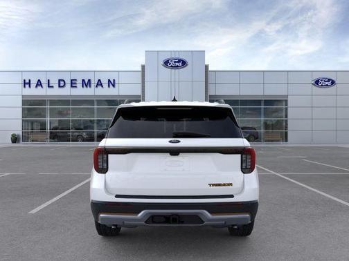 Star White 2026 Ford Explorer Tremor