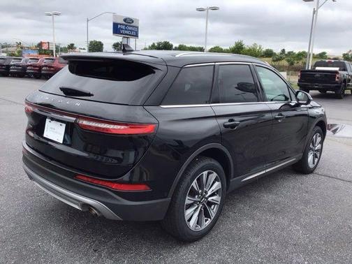 Infinite Black Metallic 2022 Lincoln Corsair Reserve