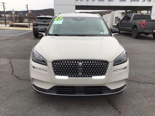 2022 Lincoln Corsair Standard