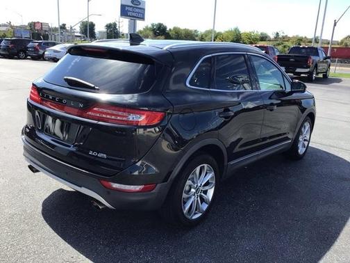 2015 Lincoln MKC Base