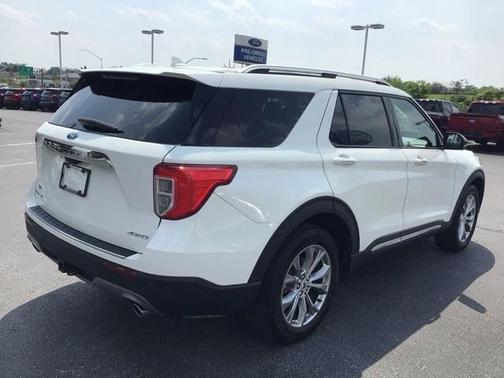 2022 Ford Explorer Limited