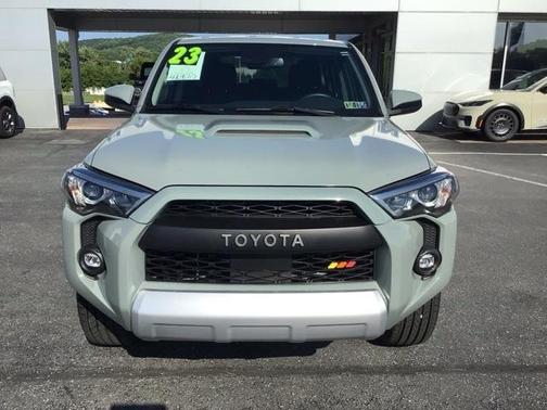 2023 Toyota 4Runner TRD Off Road