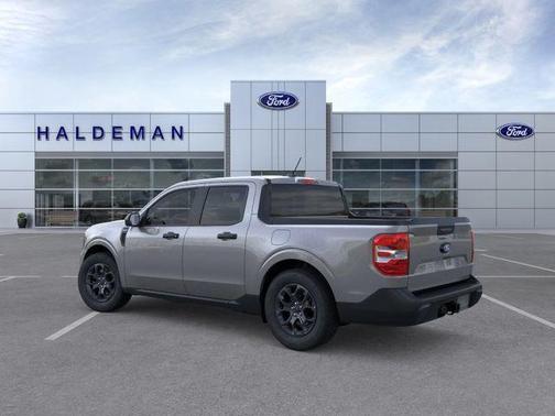 Carbonized Gray Metallic 2026 Ford Maverick XLT