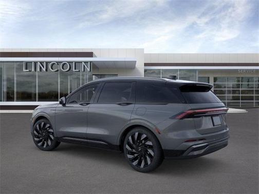 2025 Lincoln Nautilus Reserve