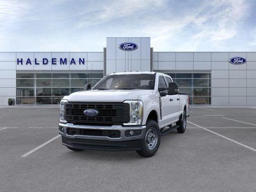 Oxford White 2025 Ford F-250 XL